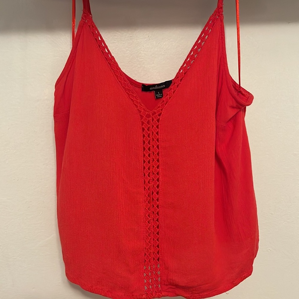 Red basic crop top!❤️✨